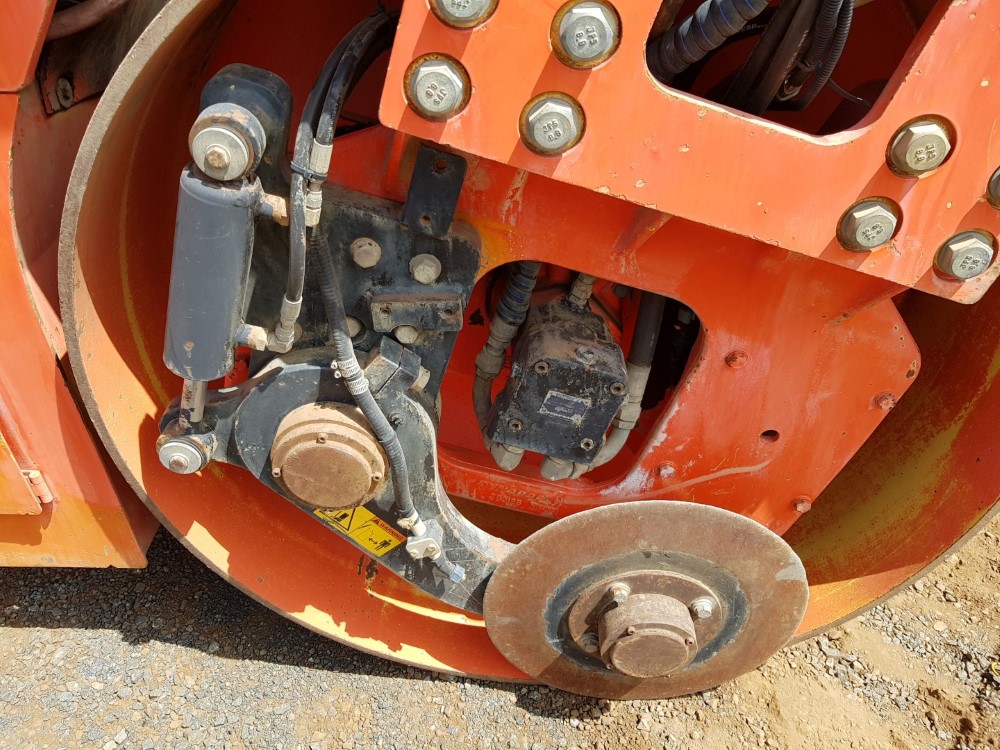 ZM008210_21.jpg